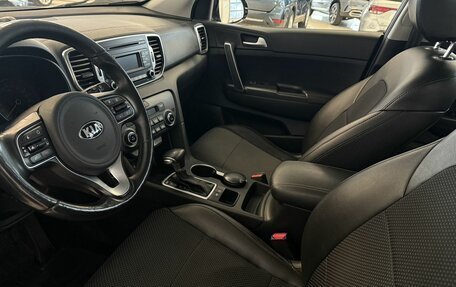 KIA Sportage IV рестайлинг, 2018 год, 1 800 000 рублей, 7 фотография