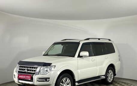 Mitsubishi Pajero IV, 2015 год, 2 650 000 рублей, 1 фотография