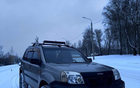 Nissan X-Trail, 2001 год, 900 000 рублей, 2 фотография