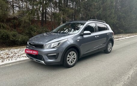 KIA Rio IV, 2018 год, 1 550 000 рублей, 2 фотография