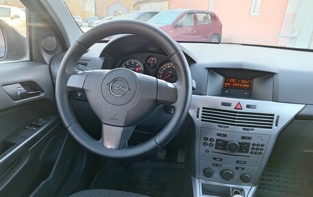 Opel Astra H, 2011 год, 637 000 рублей, 10 фотография