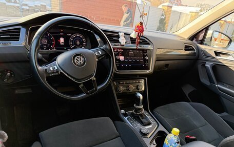 Volkswagen Tiguan II, 2017 год, 2 800 000 рублей, 4 фотография