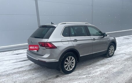 Volkswagen Tiguan II, 2020 год, 3 290 000 рублей, 5 фотография