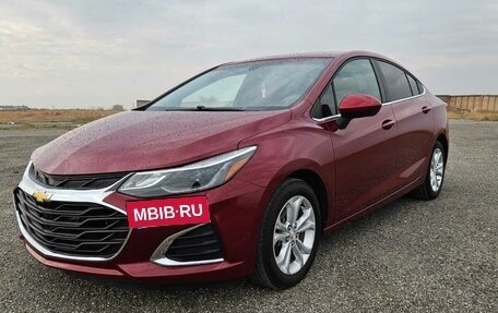 Chevrolet Cruze II, 2019 год, 1 620 000 рублей, 2 фотография