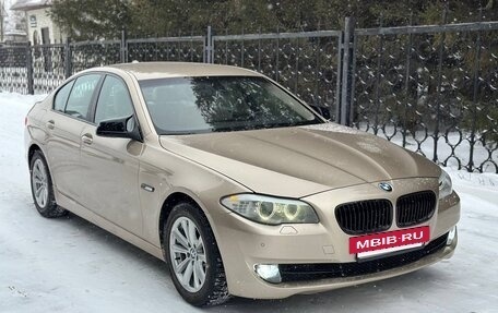 BMW 5 серия, 2010 год, 1 550 000 рублей, 3 фотография