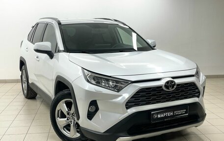 Toyota RAV4, 2020 год, 4 158 000 рублей, 3 фотография