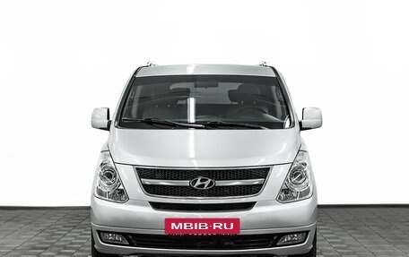 Hyundai Grand Starex Grand Starex I рестайлинг 2, 2010 год, 1 395 000 рублей, 2 фотография