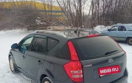 KIA cee'd I рестайлинг, 2009 год, 699 000 рублей, 9 фотография