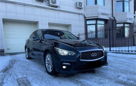 Infiniti Q50 I рестайлинг, 2014 год, 2 000 000 рублей, 3 фотография