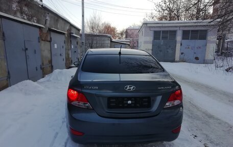 Hyundai Solaris II рестайлинг, 2013 год, 585 000 рублей, 2 фотография