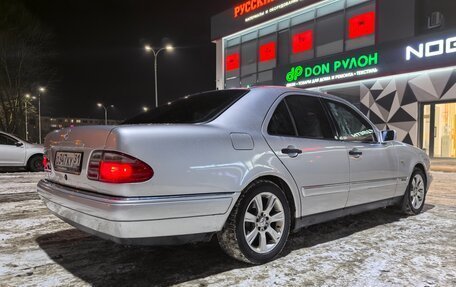 Mercedes-Benz E-Класс, 1998 год, 470 000 рублей, 3 фотография