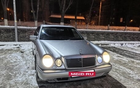 Mercedes-Benz E-Класс, 1998 год, 470 000 рублей, 5 фотография