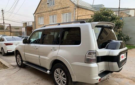 Mitsubishi Pajero IV, 2015 год, 3 050 000 рублей, 4 фотография