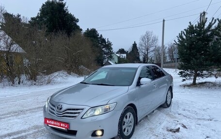 Toyota Camry, 2010 год, 1 200 000 рублей, 2 фотография