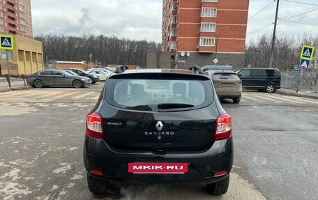 Renault Sandero II рестайлинг, 2015 год, 700 000 рублей, 4 фотография