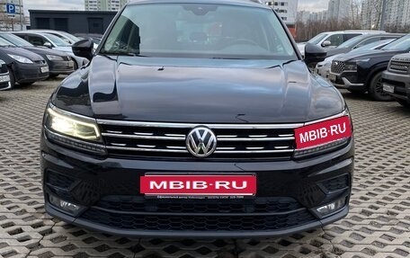 Volkswagen Tiguan II, 2019 год, 3 400 000 рублей, 2 фотография