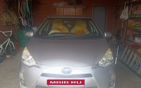 Toyota Aqua I, 2013 год, 1 000 000 рублей, 9 фотография