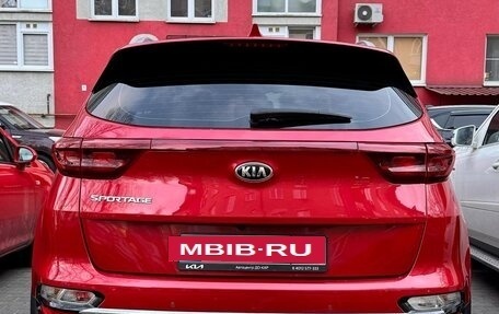 KIA Sportage IV рестайлинг, 2020 год, 2 500 000 рублей, 17 фотография