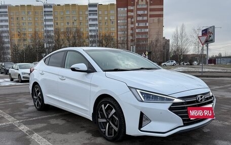 Hyundai Elantra VI рестайлинг, 2019 год, 1 850 000 рублей, 1 фотография