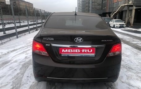 Hyundai Solaris II рестайлинг, 2015 год, 1 217 000 рублей, 2 фотография