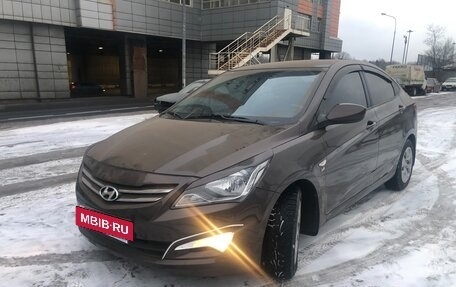 Hyundai Solaris II рестайлинг, 2015 год, 1 217 000 рублей, 4 фотография