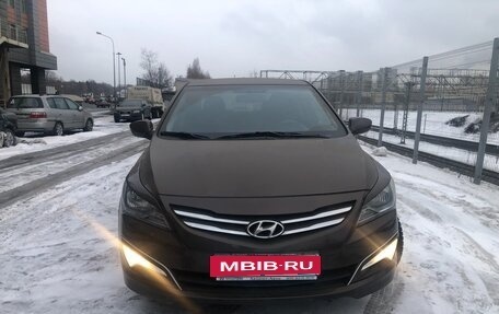 Hyundai Solaris II рестайлинг, 2015 год, 1 217 000 рублей, 5 фотография