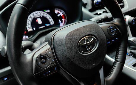 Toyota RAV4, 2022 год, 3 700 000 рублей, 29 фотография