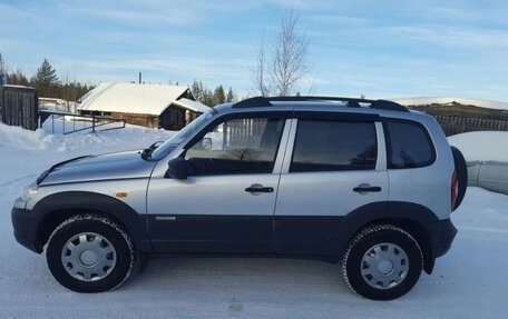 Chevrolet Niva I рестайлинг, 2012 год, 530 000 рублей, 5 фотография