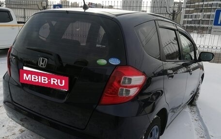 Honda Fit III, 2010 год, 775 000 рублей, 2 фотография