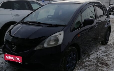 Honda Fit III, 2010 год, 775 000 рублей, 3 фотография