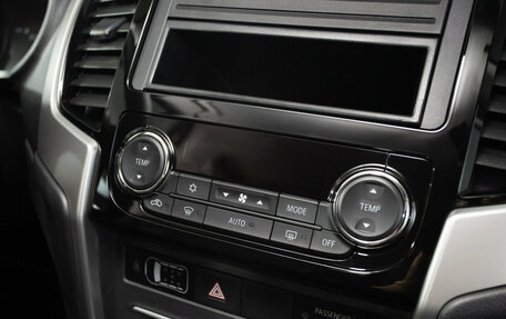 Mitsubishi L200, 2024 год, 6 190 000 рублей, 18 фотография