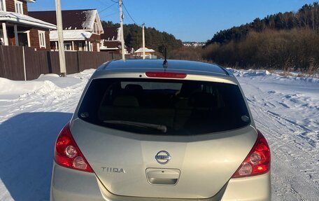 Nissan Tiida, 2005 год, 650 000 рублей, 3 фотография