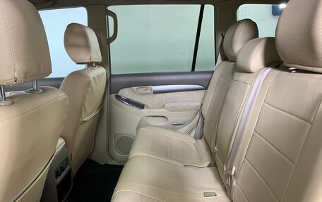 Toyota Land Cruiser Prado 120 рестайлинг, 2004 год, 1 620 000 рублей, 19 фотография
