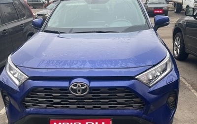 Toyota RAV4, 2021 год, 3 800 000 рублей, 1 фотография