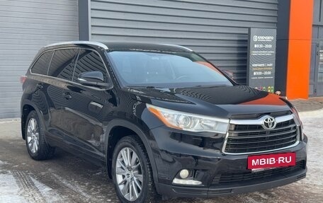 Toyota Highlander III, 2014 год, 3 650 000 рублей, 3 фотография