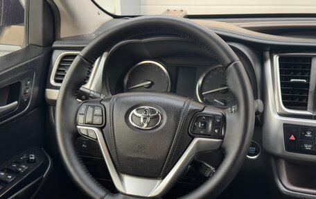 Toyota Highlander III, 2014 год, 3 650 000 рублей, 14 фотография