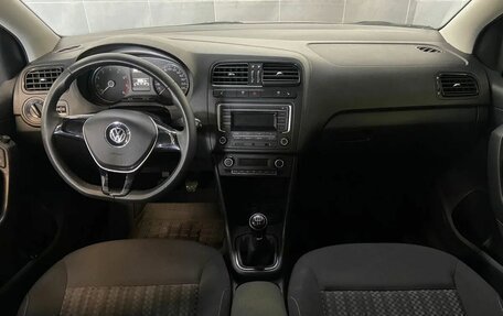 Volkswagen Polo VI (EU Market), 2017 год, 1 030 000 рублей, 14 фотография