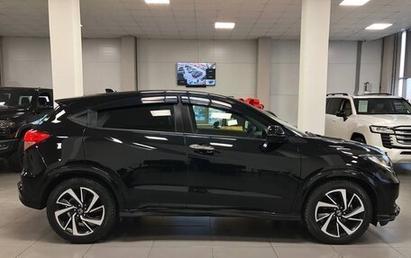 Honda Vezel, 2017 год, 2 100 000 рублей, 6 фотография