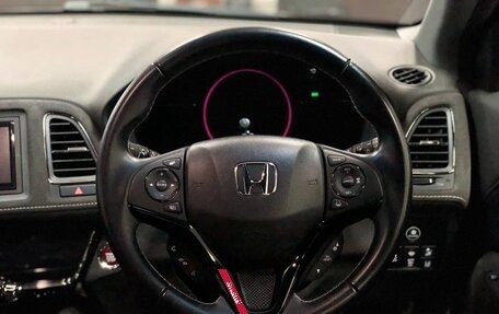Honda Vezel, 2017 год, 2 100 000 рублей, 13 фотография