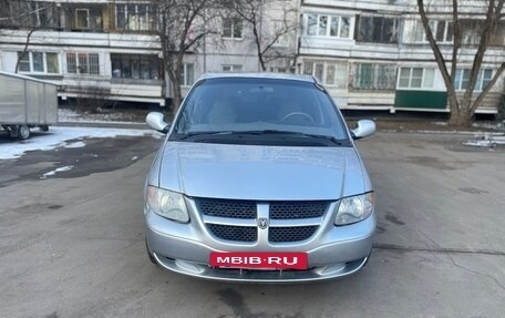 Dodge Caravan IV, 2002 год, 525 000 рублей, 3 фотография