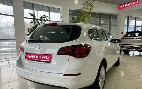 Opel Astra J, 2011 год, 1 099 000 рублей, 5 фотография