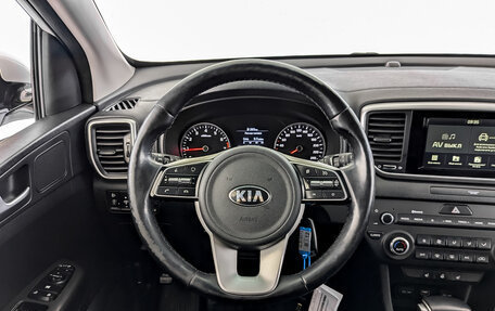 KIA Sportage IV рестайлинг, 2018 год, 1 800 000 рублей, 21 фотография