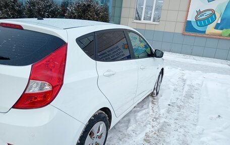 Hyundai Solaris II рестайлинг, 2016 год, 1 250 000 рублей, 4 фотография