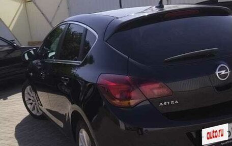 Opel Astra J, 2010 год, 700 000 рублей, 8 фотография