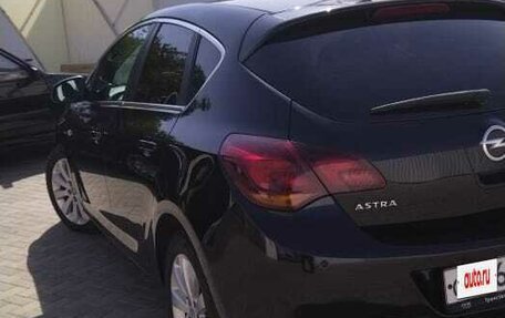 Opel Astra J, 2010 год, 700 000 рублей, 4 фотография