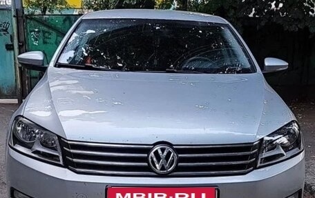 Volkswagen Passat B7, 2013 год, 1 500 000 рублей, 2 фотография