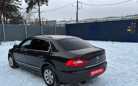 Skoda Superb III рестайлинг, 2011 год, 895 000 рублей, 17 фотография