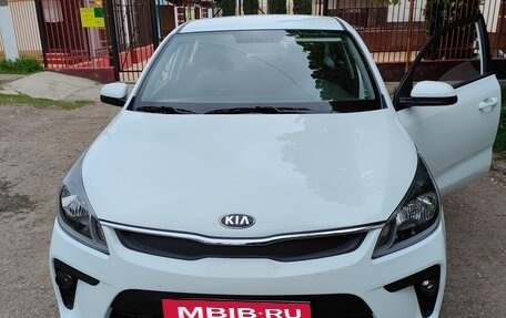 KIA Rio IV, 2019 год, 1 370 000 рублей, 6 фотография