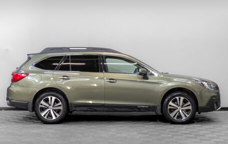 Subaru Outback IV рестайлинг, 2018 год, 2 855 000 рублей, 4 фотография