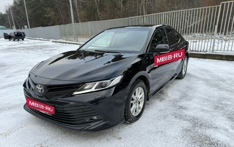 Toyota Camry, 2019 год, 2 480 000 рублей, 1 фотография